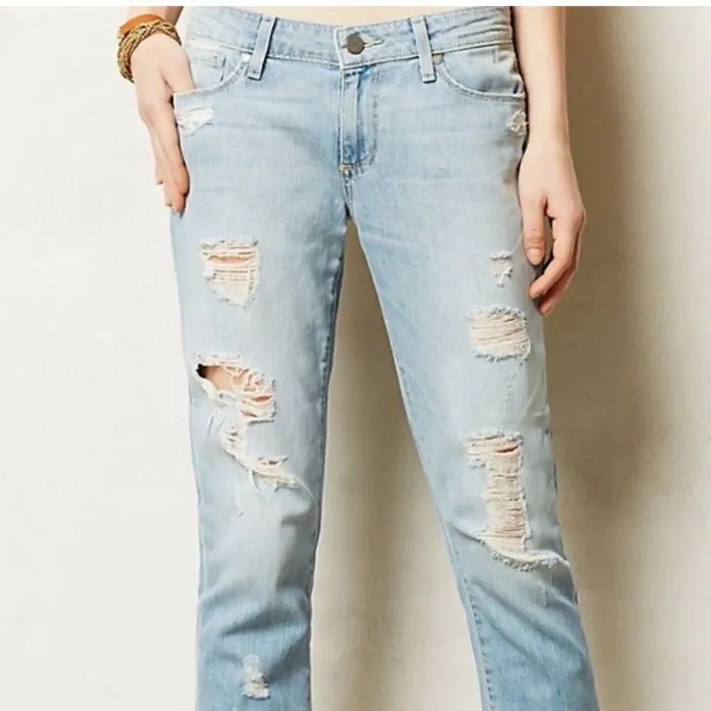 Paige Jimmy Jimmy Crop Jeans in Distressed Light Denim Low Rise in Size 27